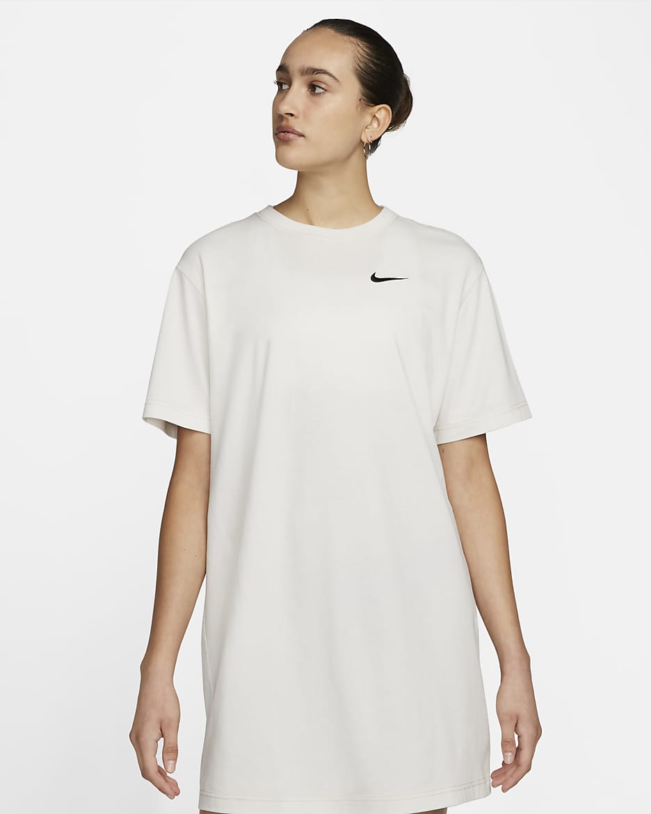 Nike sportswear swoosh dress hotsell